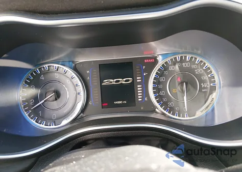 2016 Chrysler 200 Limited из США, поврежденный, VIN 1C3CCCAB6GN133286